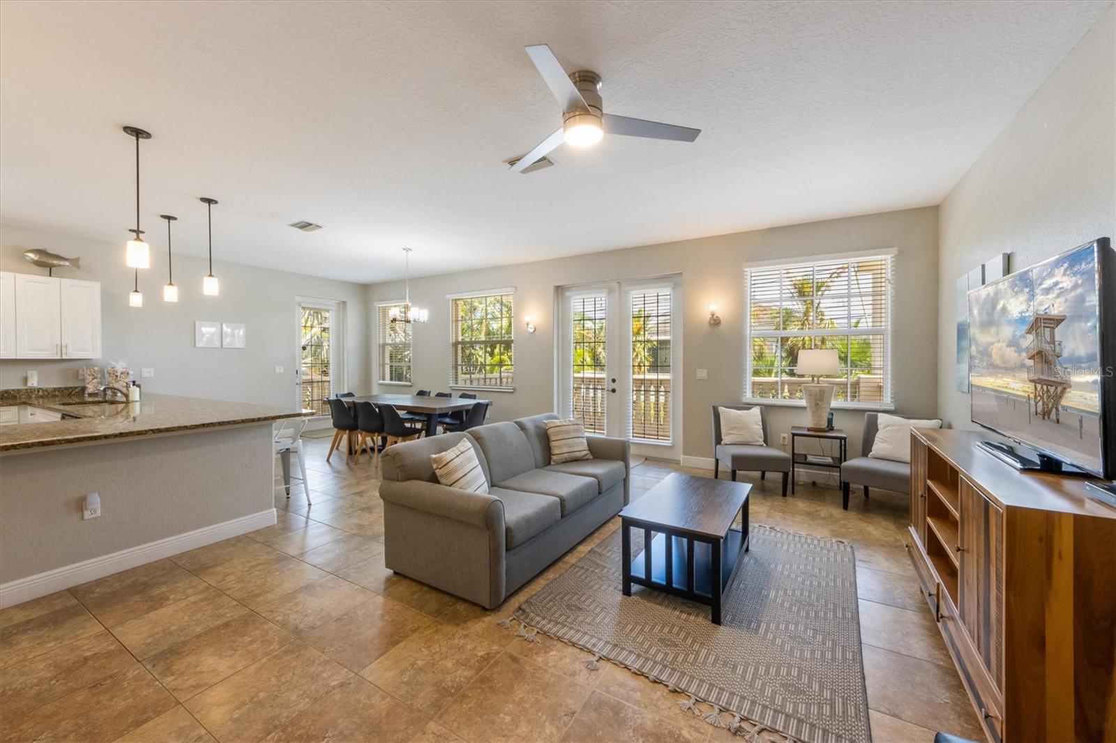 Image 7 of 61 For 2309 Avenue C  200