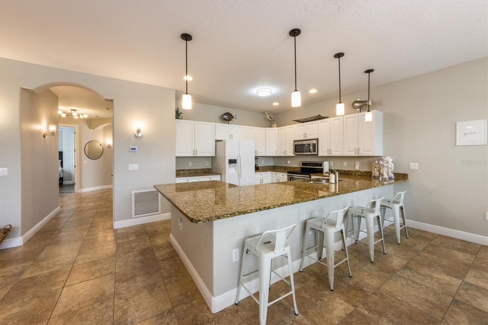 Image 8 of 61 For 2309 Avenue C  200