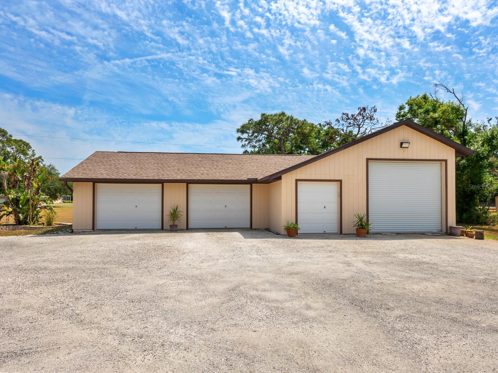 Image 40 of 47 For 6308 Caracara Street