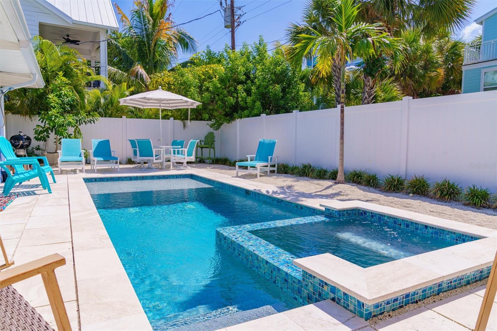 Image 12 of 49 For 113 Palm Avenue