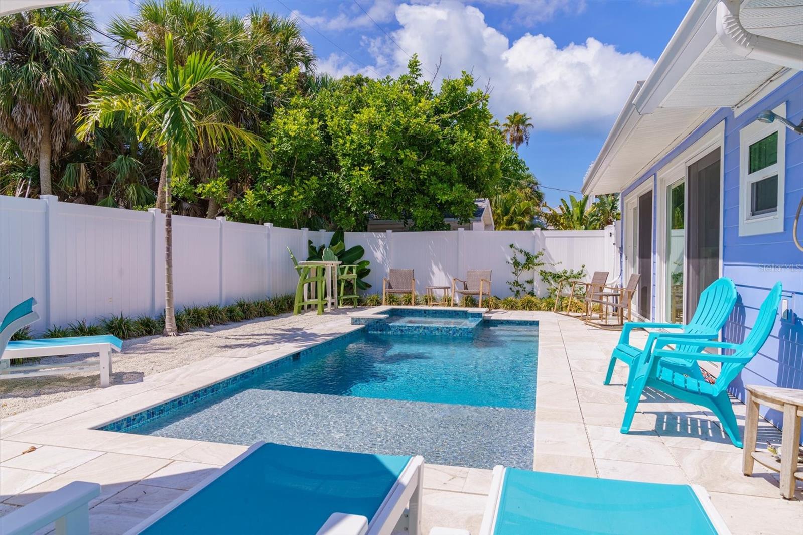 Image 13 of 49 For 113 Palm Avenue
