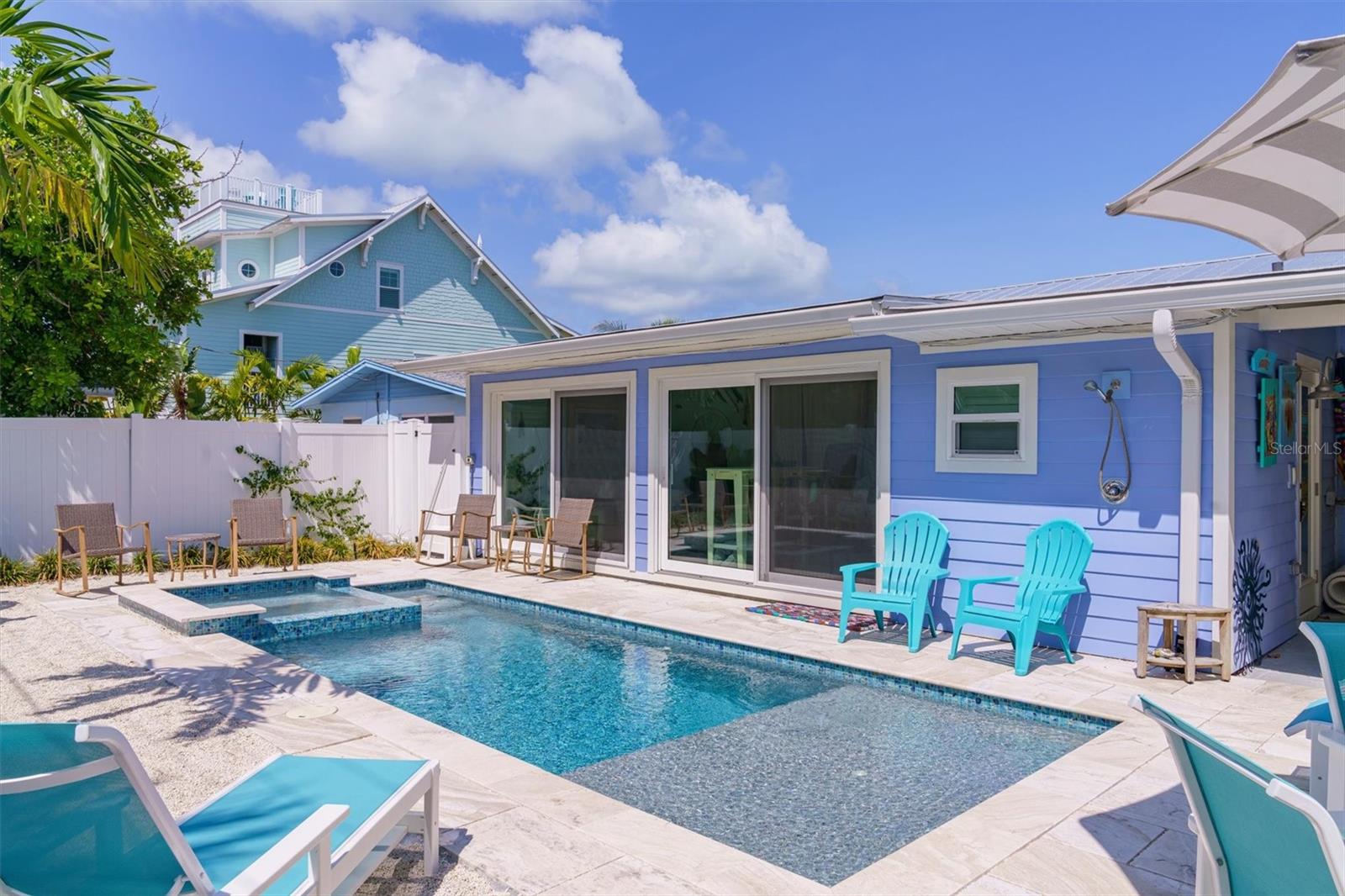 Image 14 of 49 For 113 Palm Avenue