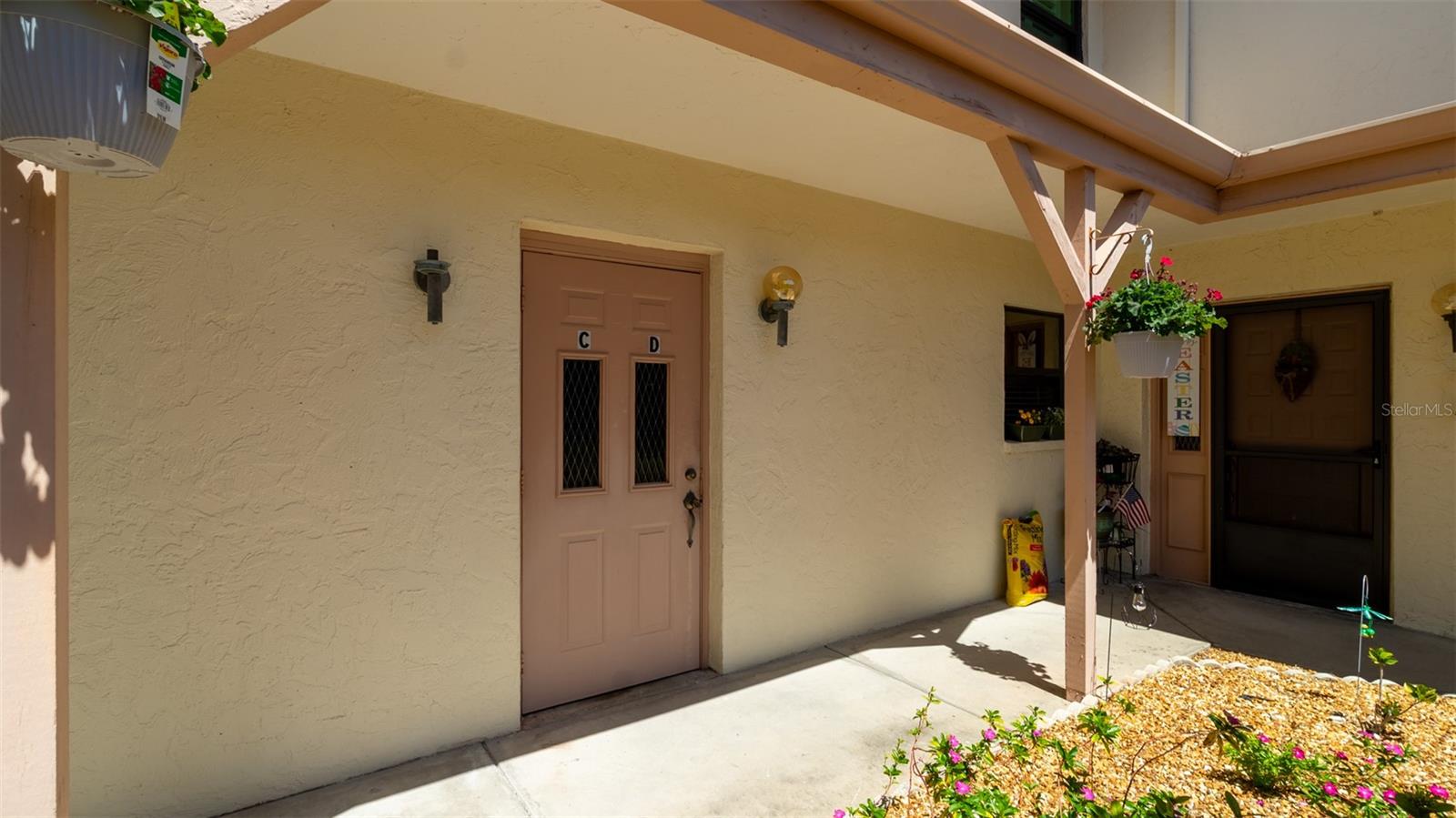 Image 13 of 40 For 1770 Lake Place 1770d