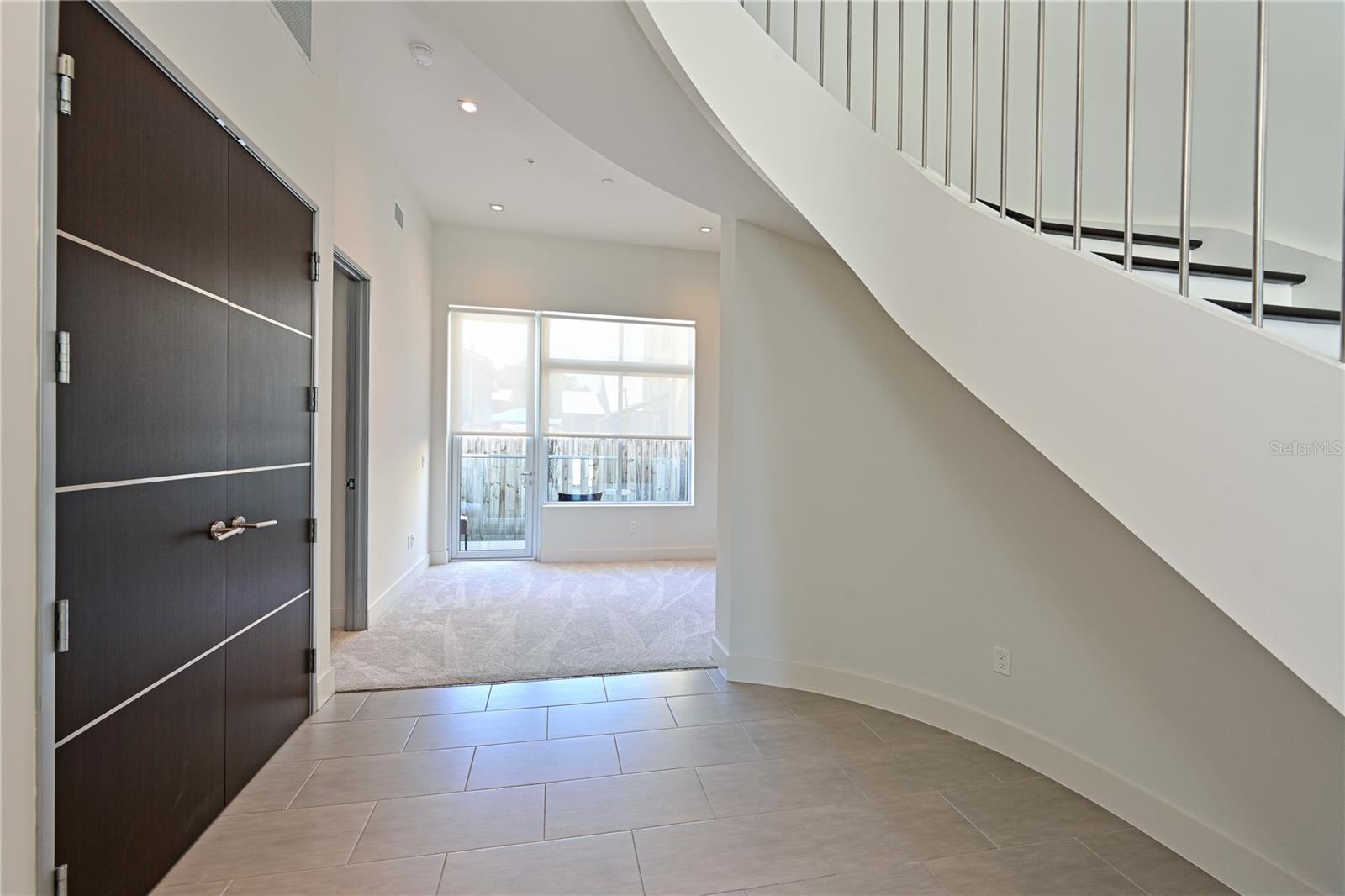 Image 6 of 45 For 221 Cosmopolitan Court