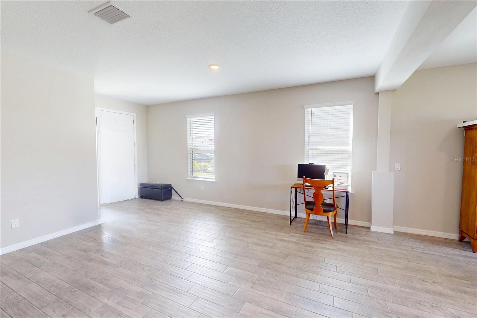 Image 11 of 44 For 9024 Tequila Sunrise Drive
