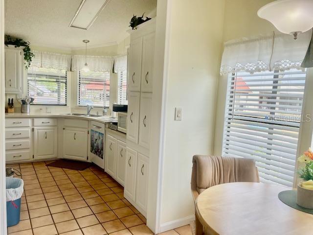 Image 8 of 44 For 5707 45th Street E 162