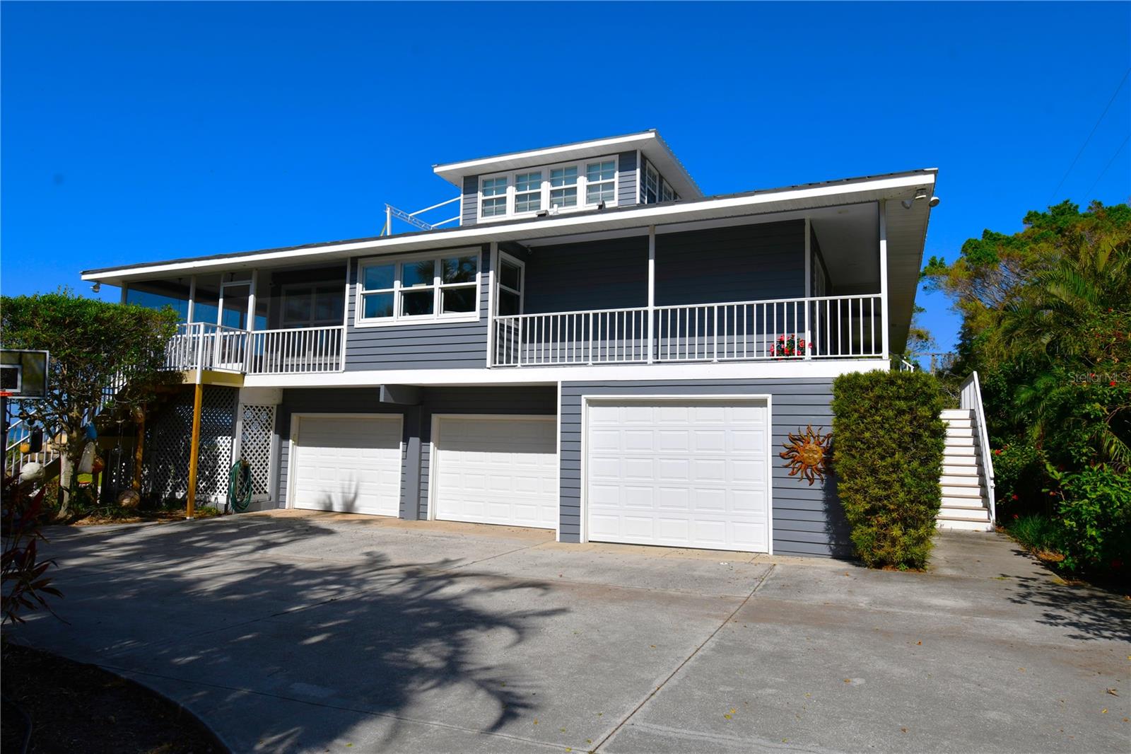 Image 2 of 47 For 7676 Westmoreland Drive