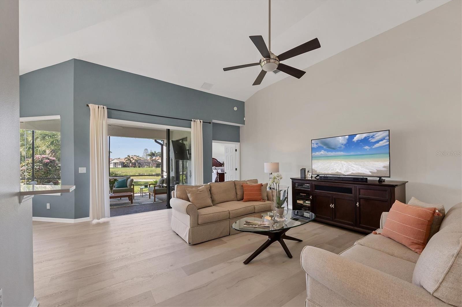 Image 16 of 57 For 6458 Tailfeather Way
