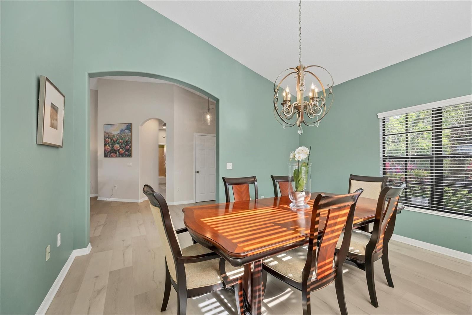 Image 24 of 57 For 6458 Tailfeather Way