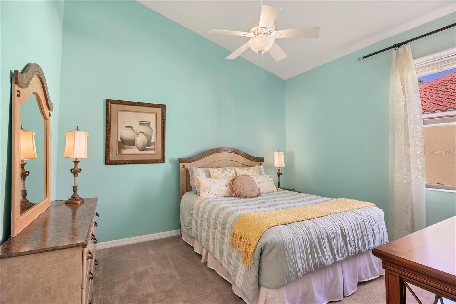 Image 34 of 57 For 6458 Tailfeather Way