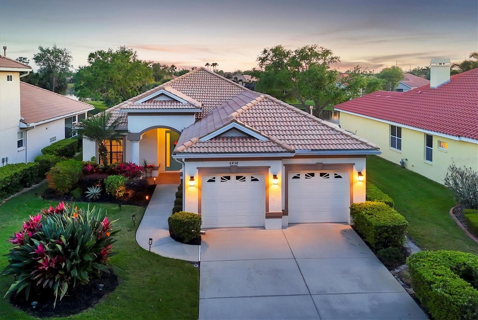 Image 39 of 57 For 6458 Tailfeather Way