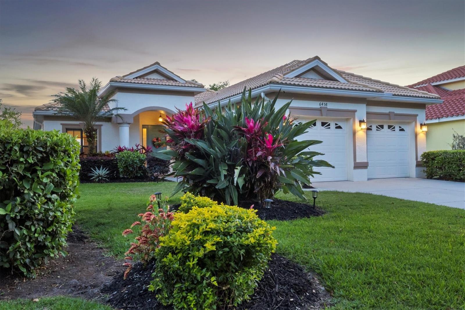 Image 41 of 57 For 6458 Tailfeather Way