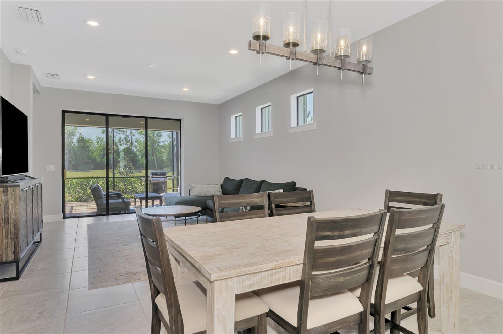 Image 19 of 54 For 17714 Northwood Place