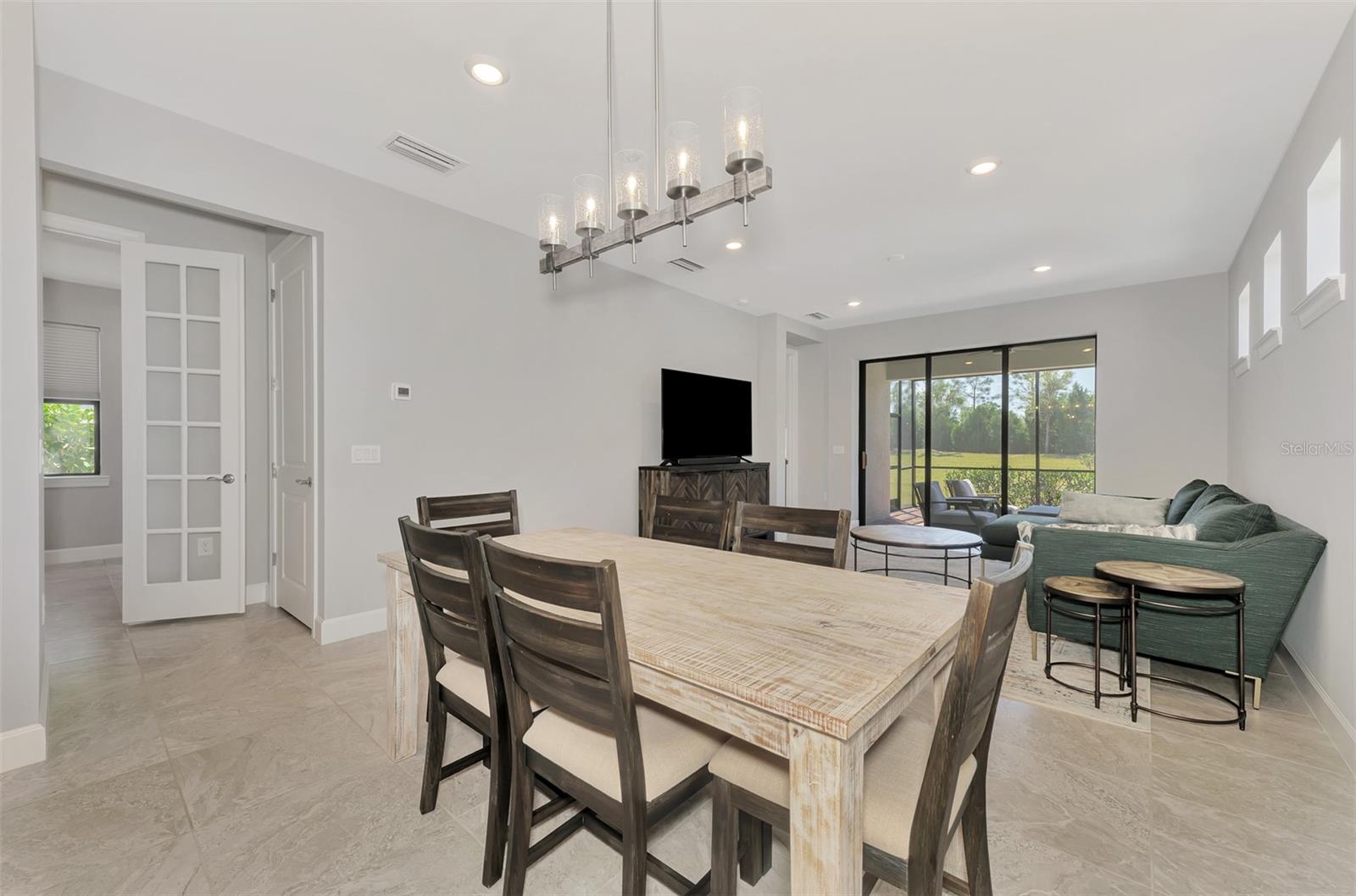 Image 22 of 54 For 17714 Northwood Place