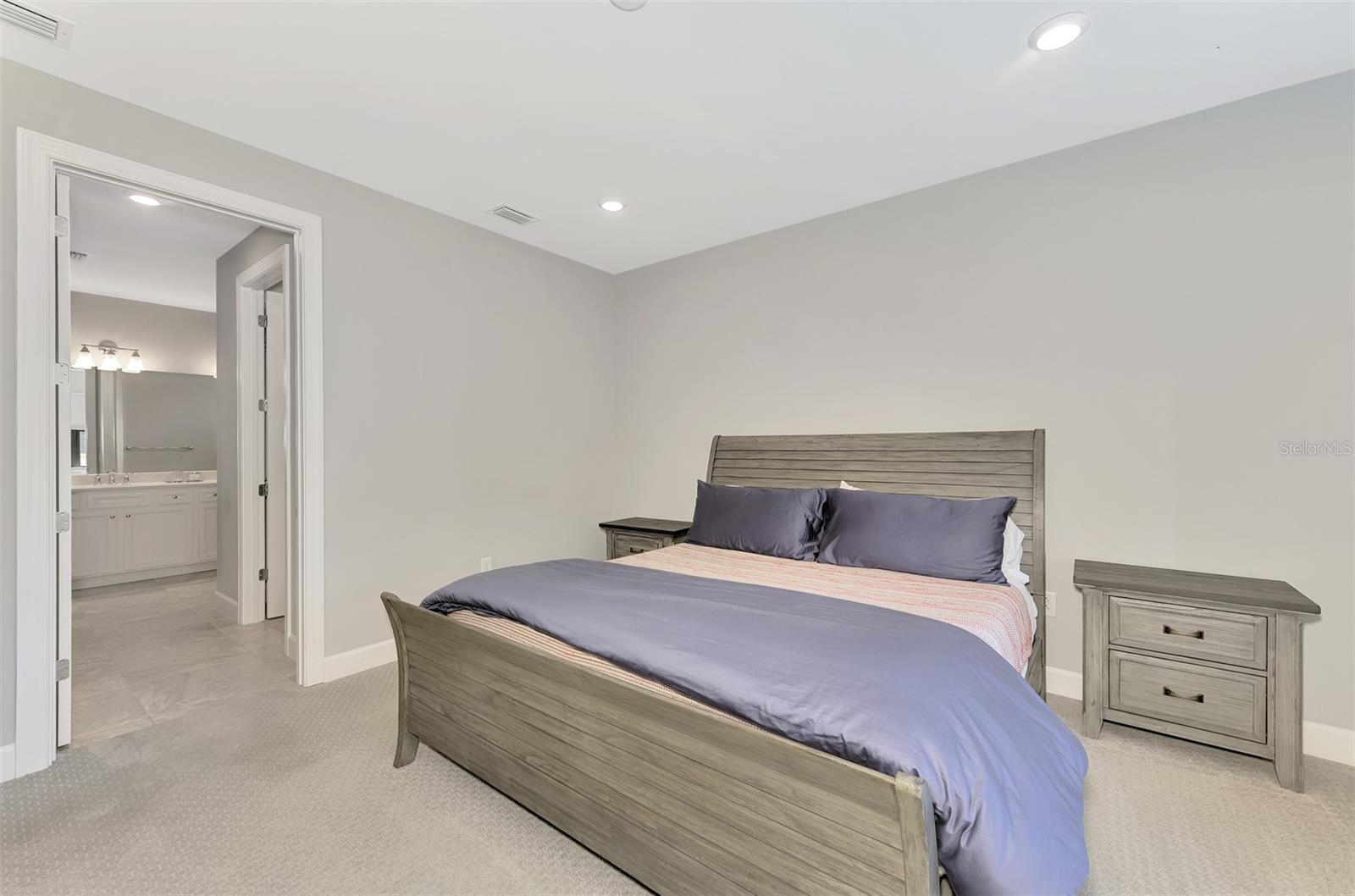 Image 30 of 54 For 17714 Northwood Place