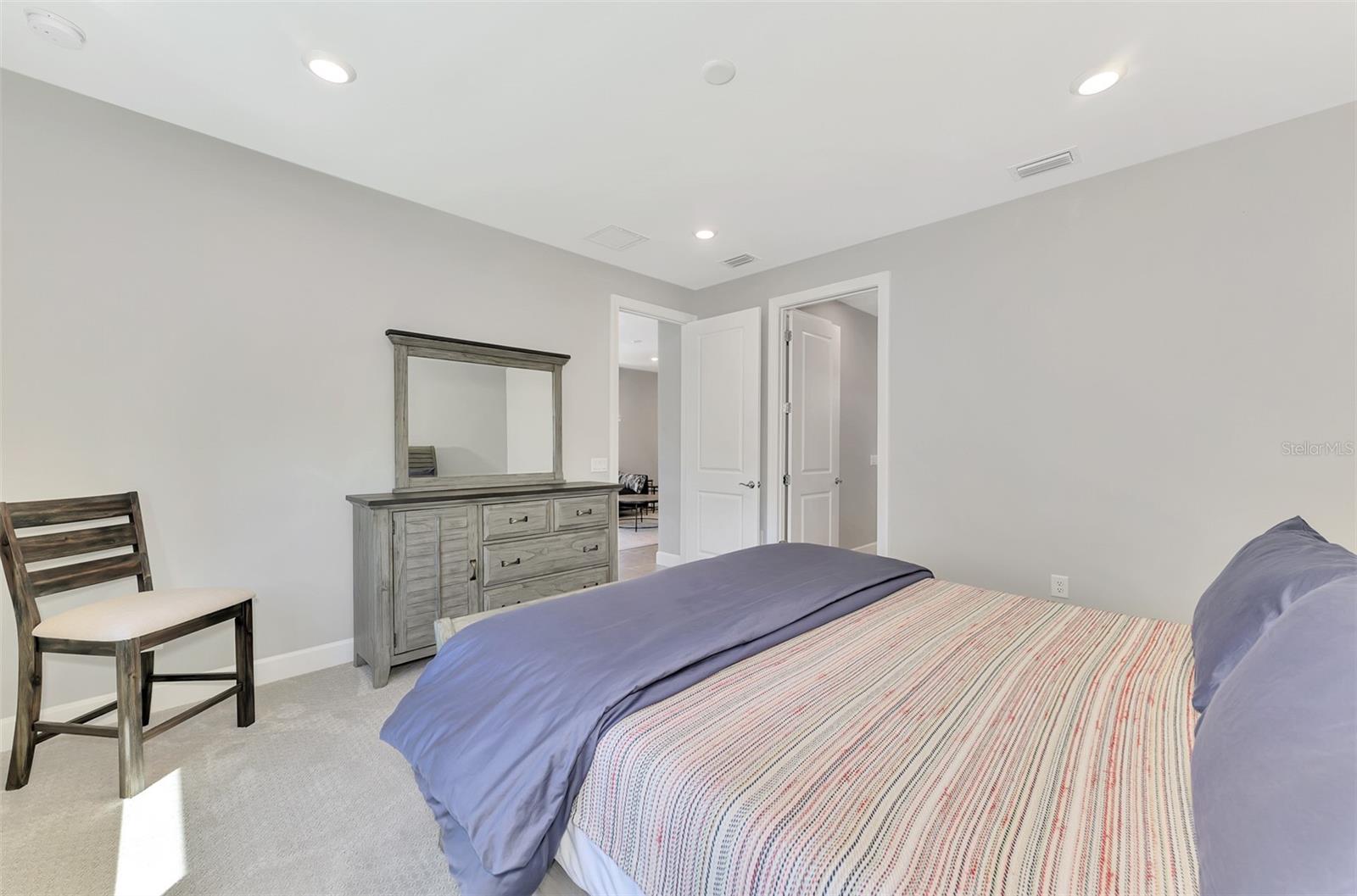 Image 31 of 54 For 17714 Northwood Place