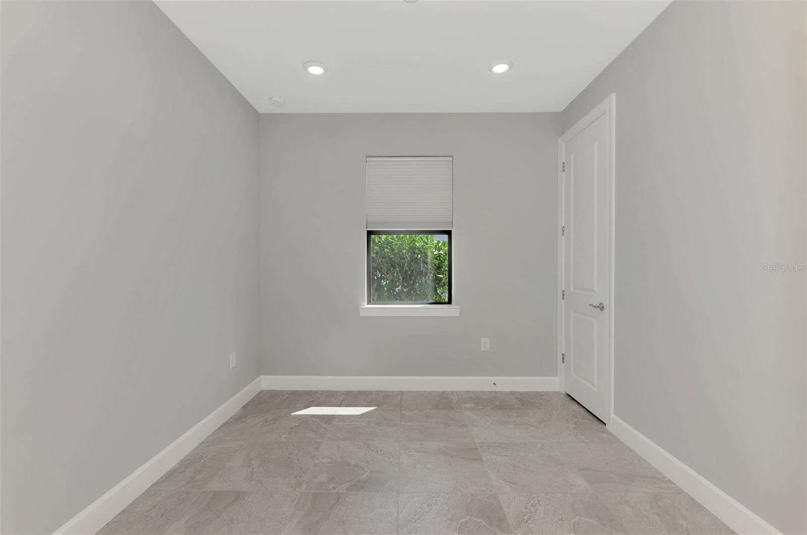 Image 35 of 54 For 17714 Northwood Place