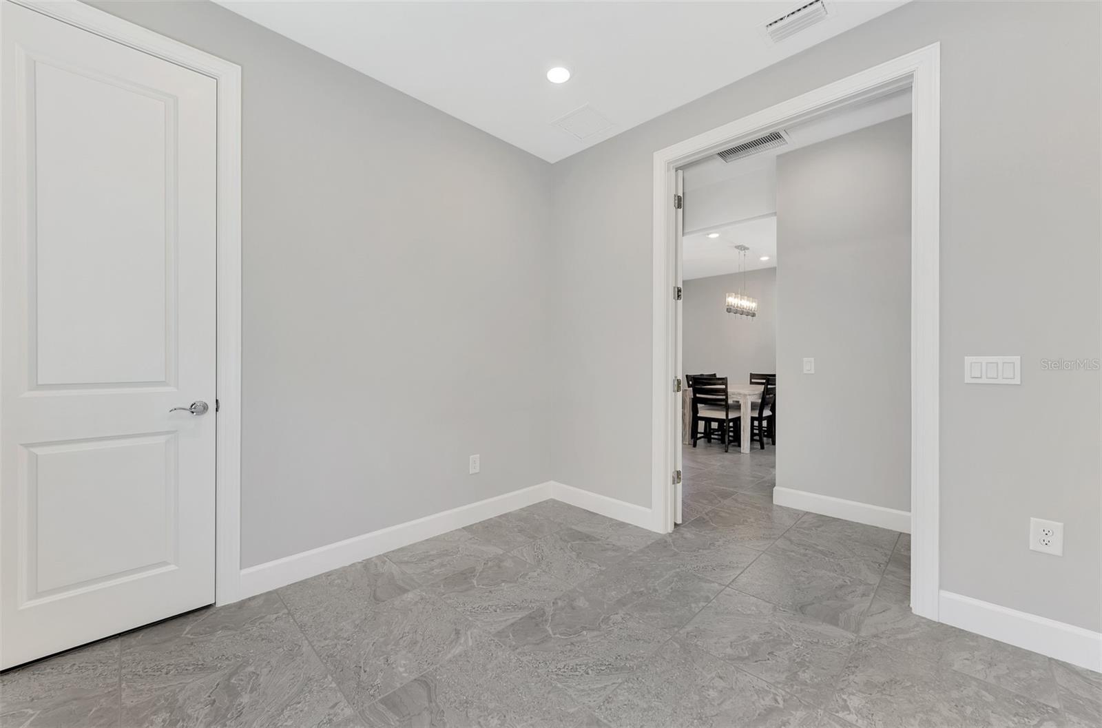 Image 36 of 54 For 17714 Northwood Place