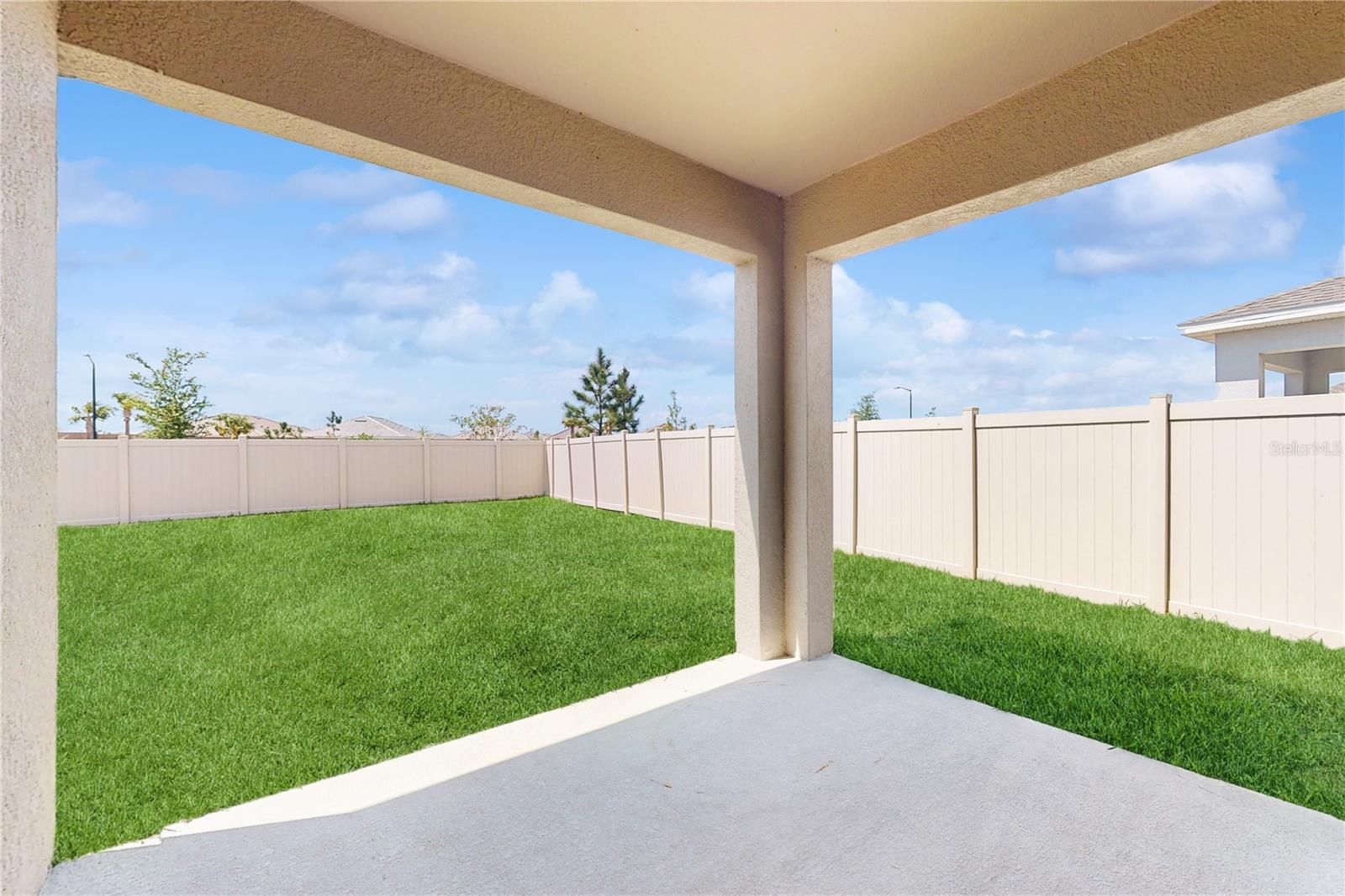 Image 32 of 50 For 11252 Fieldstone Drive