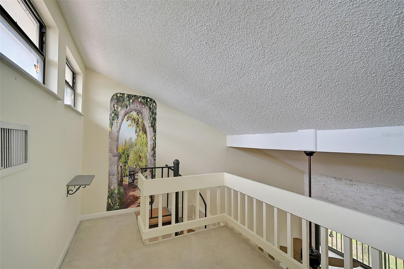 Image 20 of 61 For 1026 Bird Bay Way 276