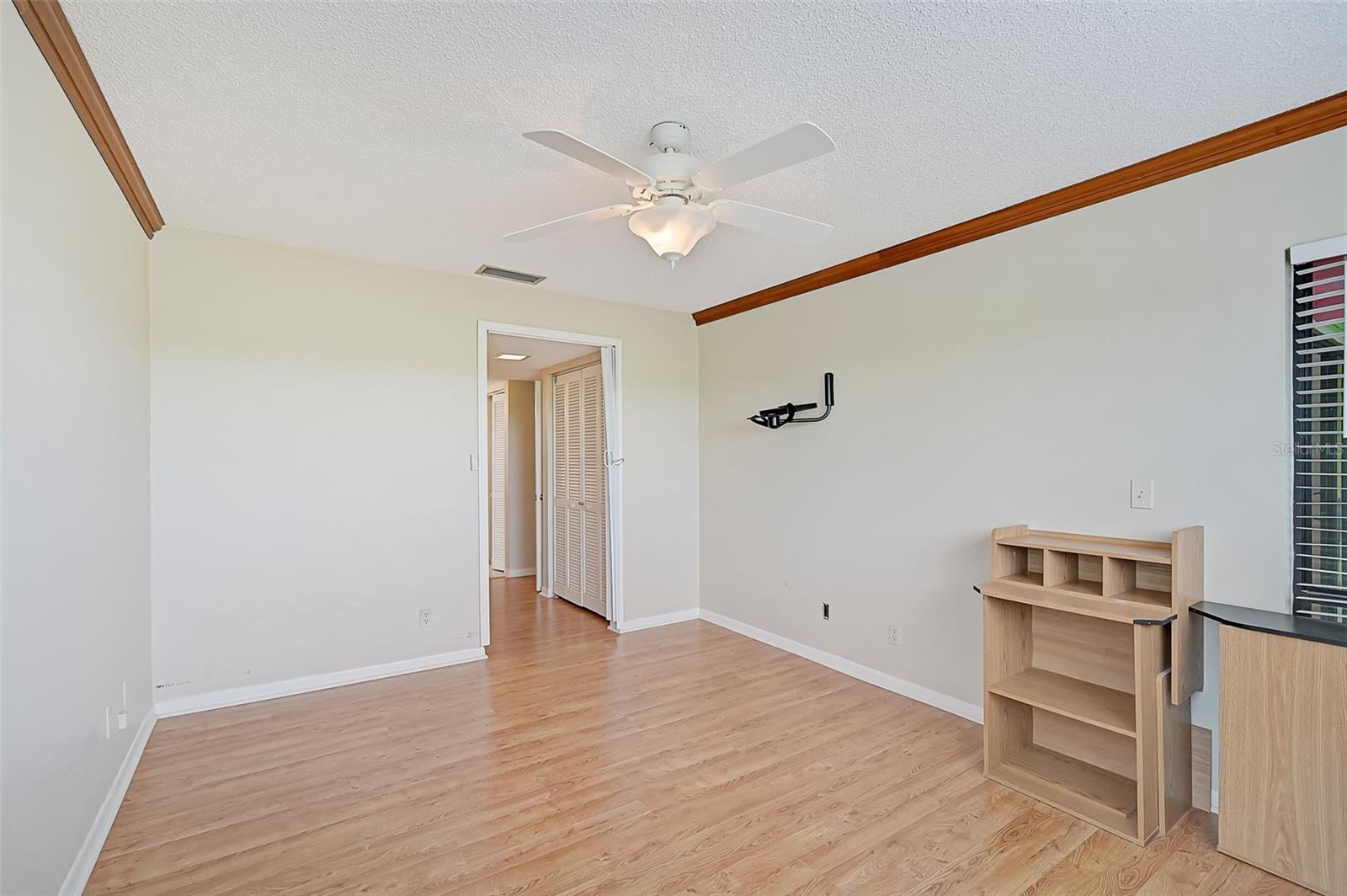 Image 22 of 61 For 1026 Bird Bay Way 276
