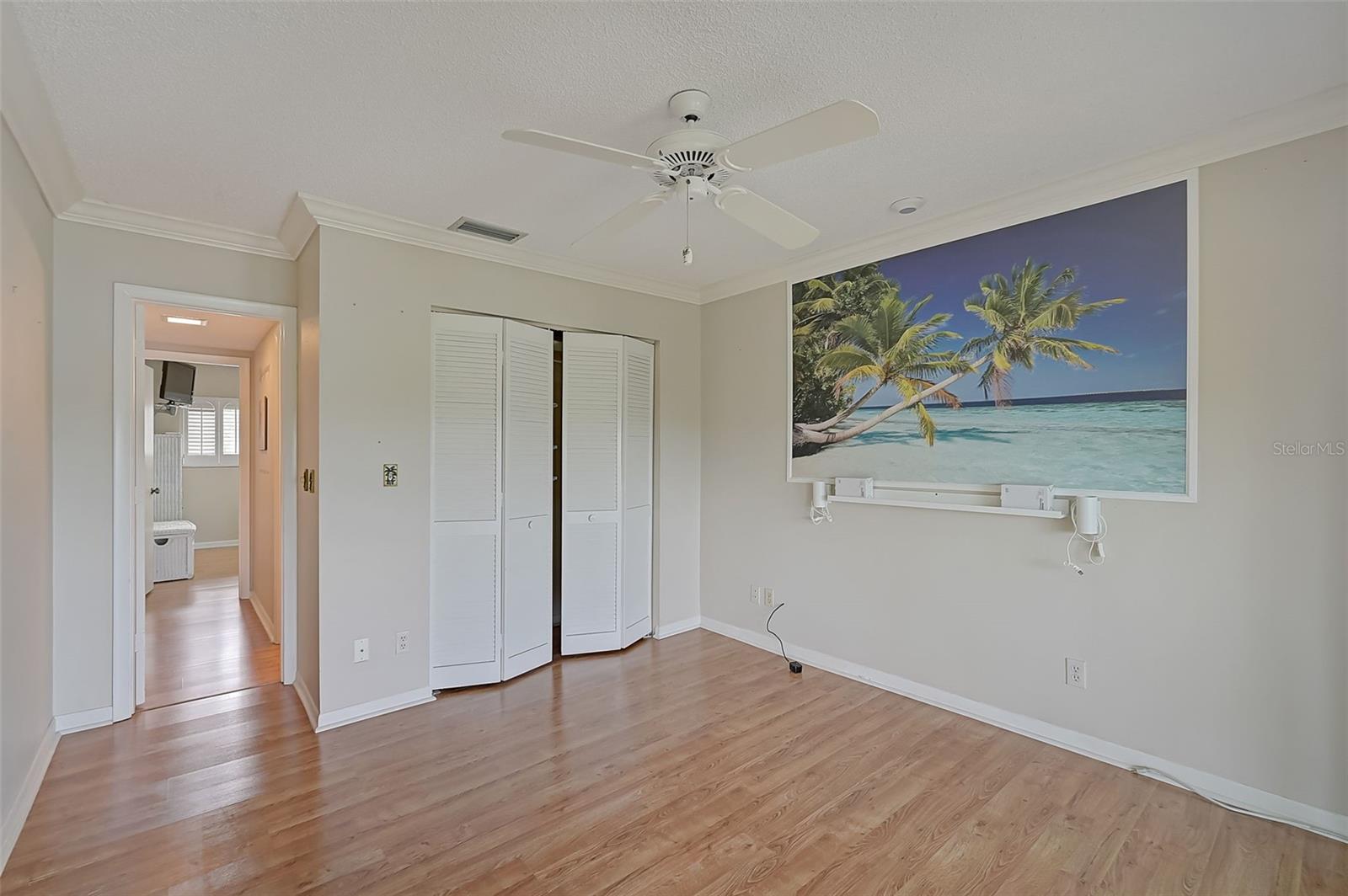Image 26 of 61 For 1026 Bird Bay Way 276