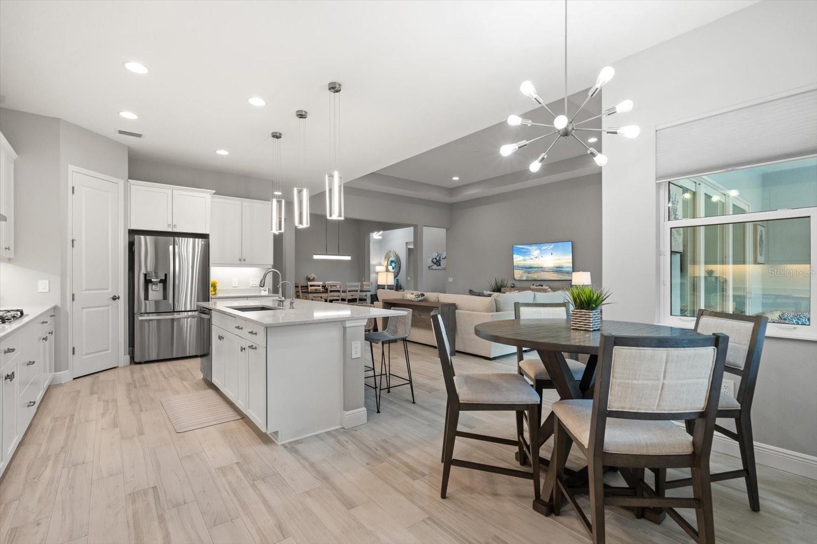 Image 17 of 85 For 8281 Grande Shores Drive