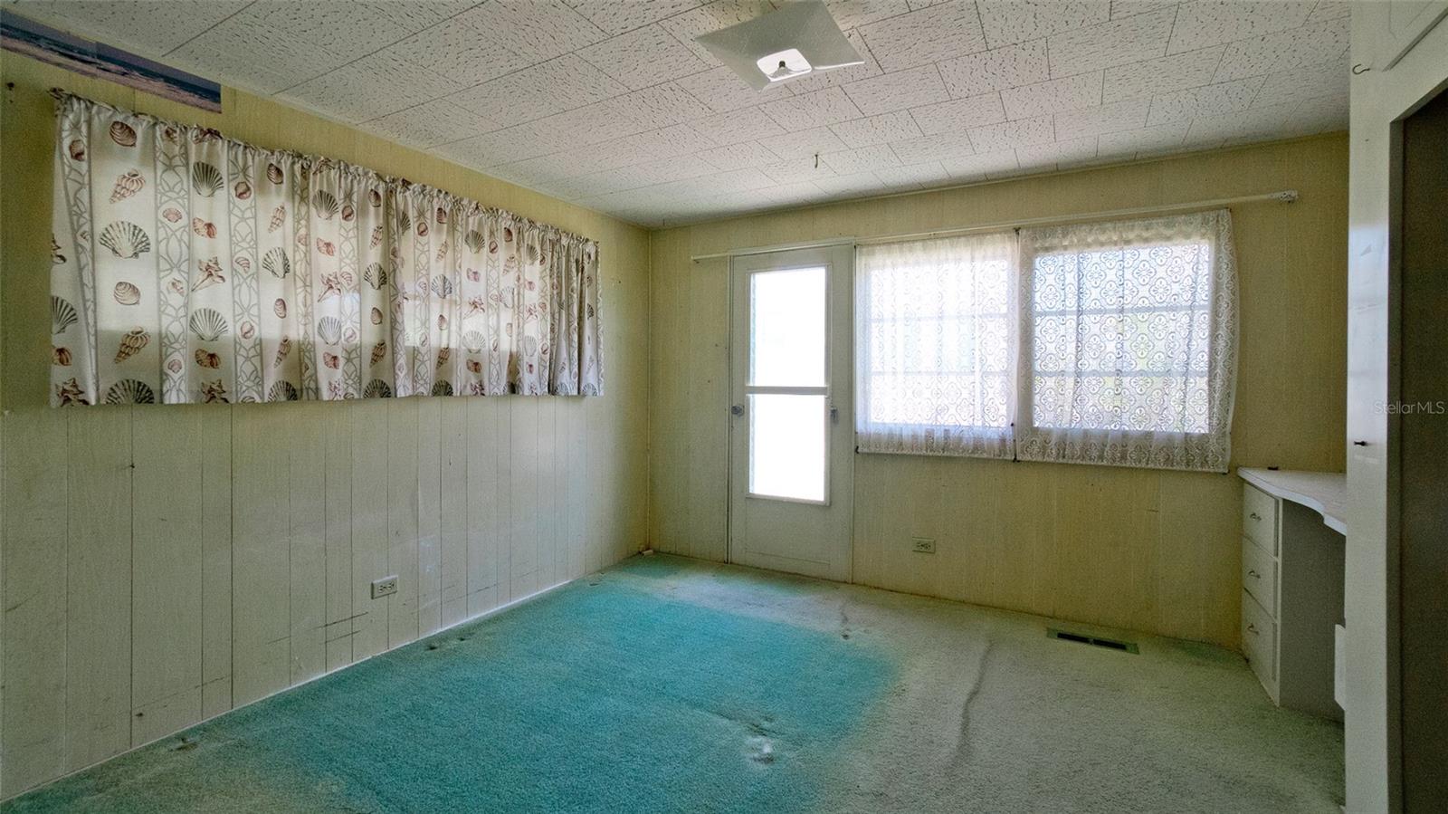 Image 30 of 49 For 10315 Cortez Road W 8bv