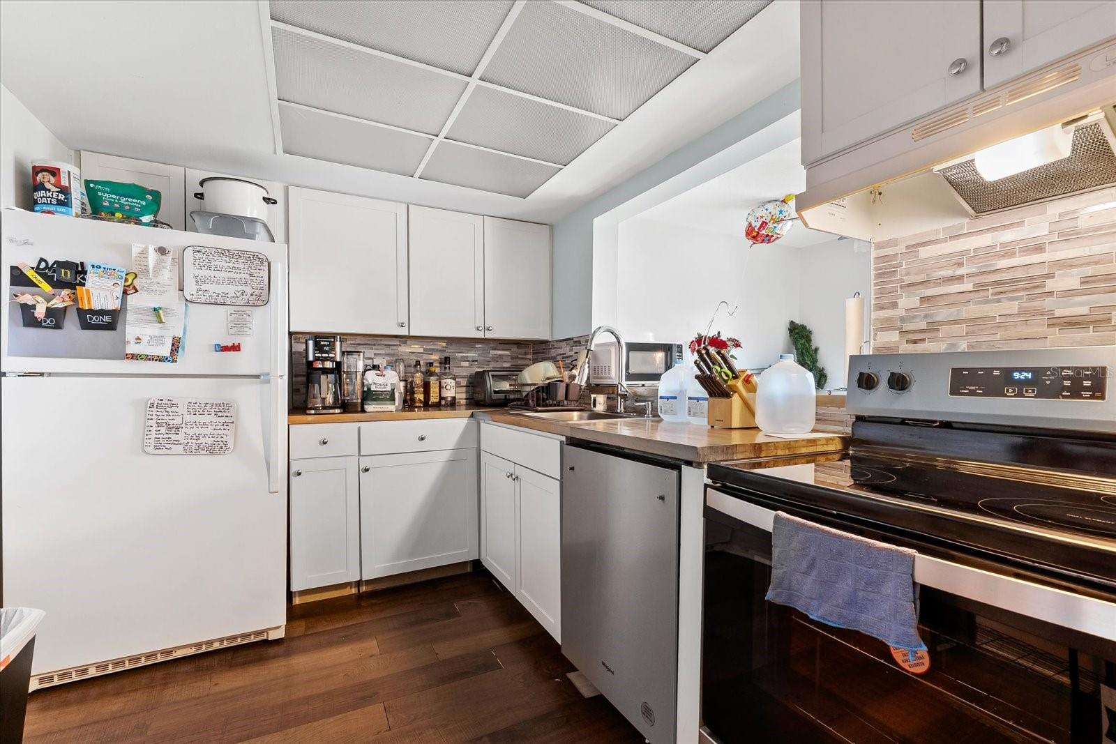 Image 10 of 38 For 6348 7th Avenue W 6348