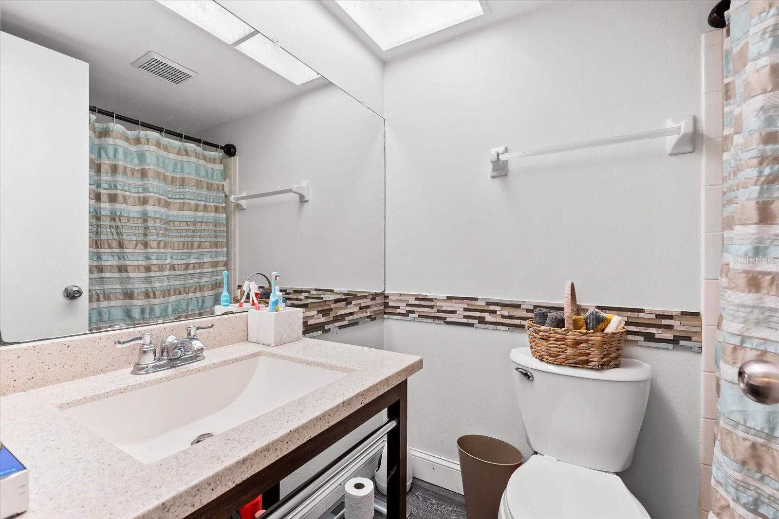 Image 18 of 38 For 6348 7th Avenue W 6348