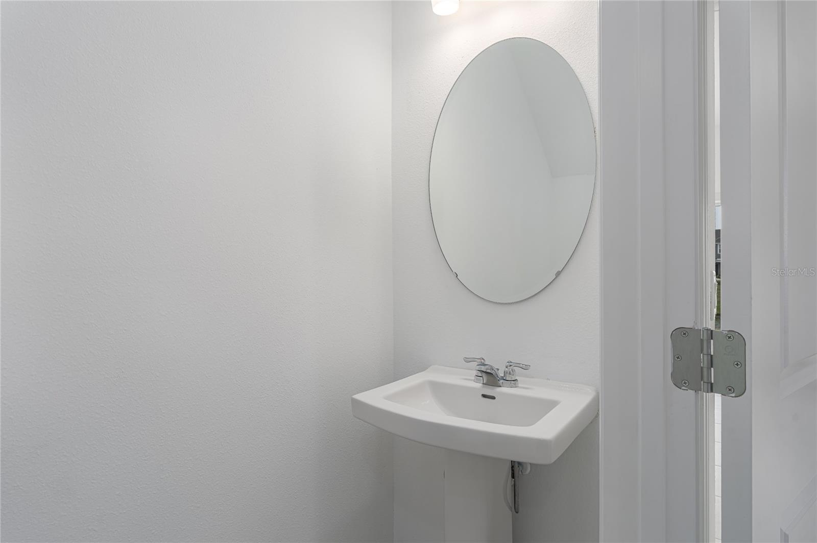 Image 11 of 34 For 11808 Glenside Terrace