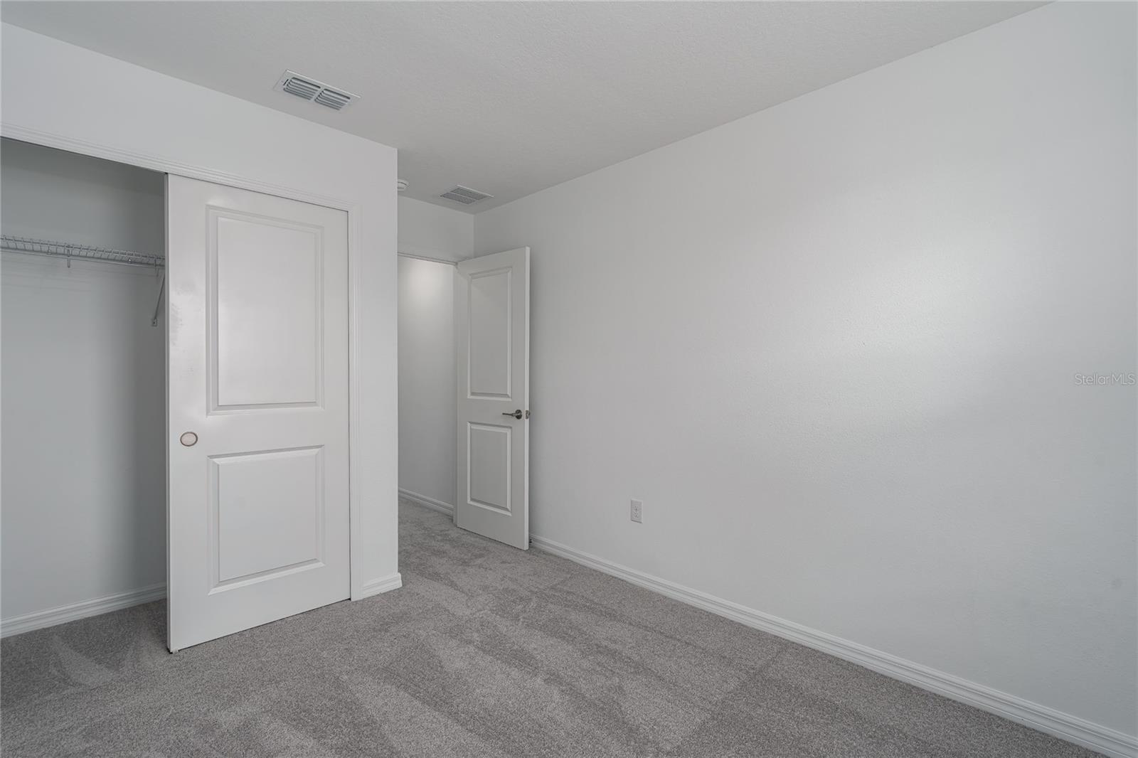 Image 22 of 34 For 11808 Glenside Terrace
