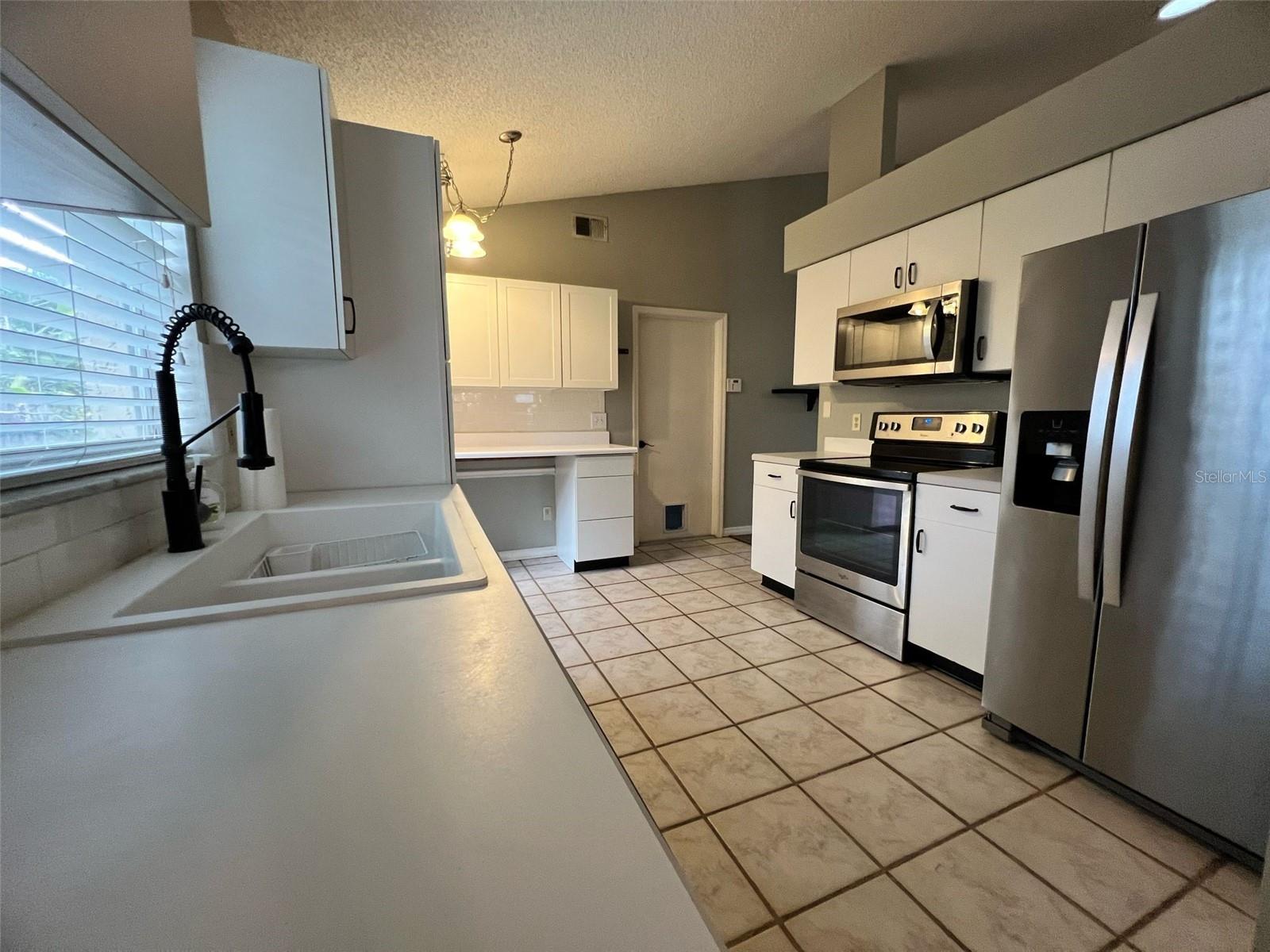 Image 4 of 26 For 12113 Calaboose Court