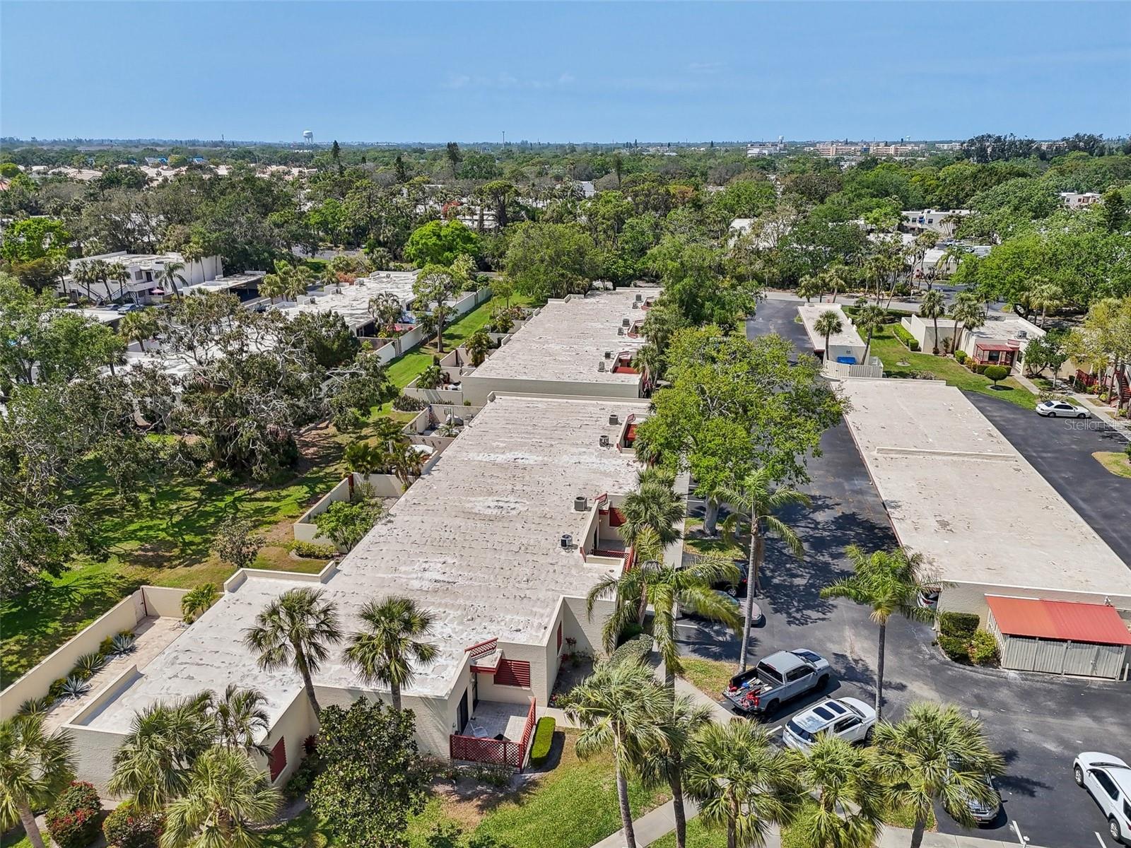 Image 34 of 47 For 510 Spring Lakes Boulevard
