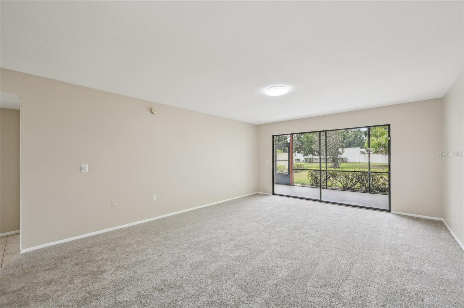 Image 4 of 47 For 510 Spring Lakes Boulevard