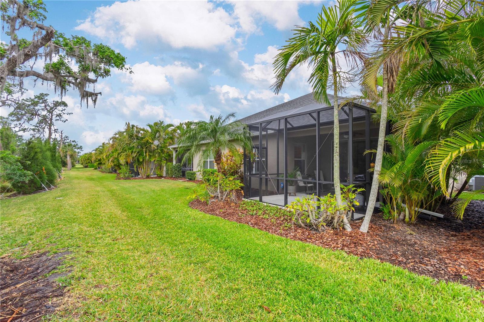 Image 21 of 47 For 4021 Wildgrass Place