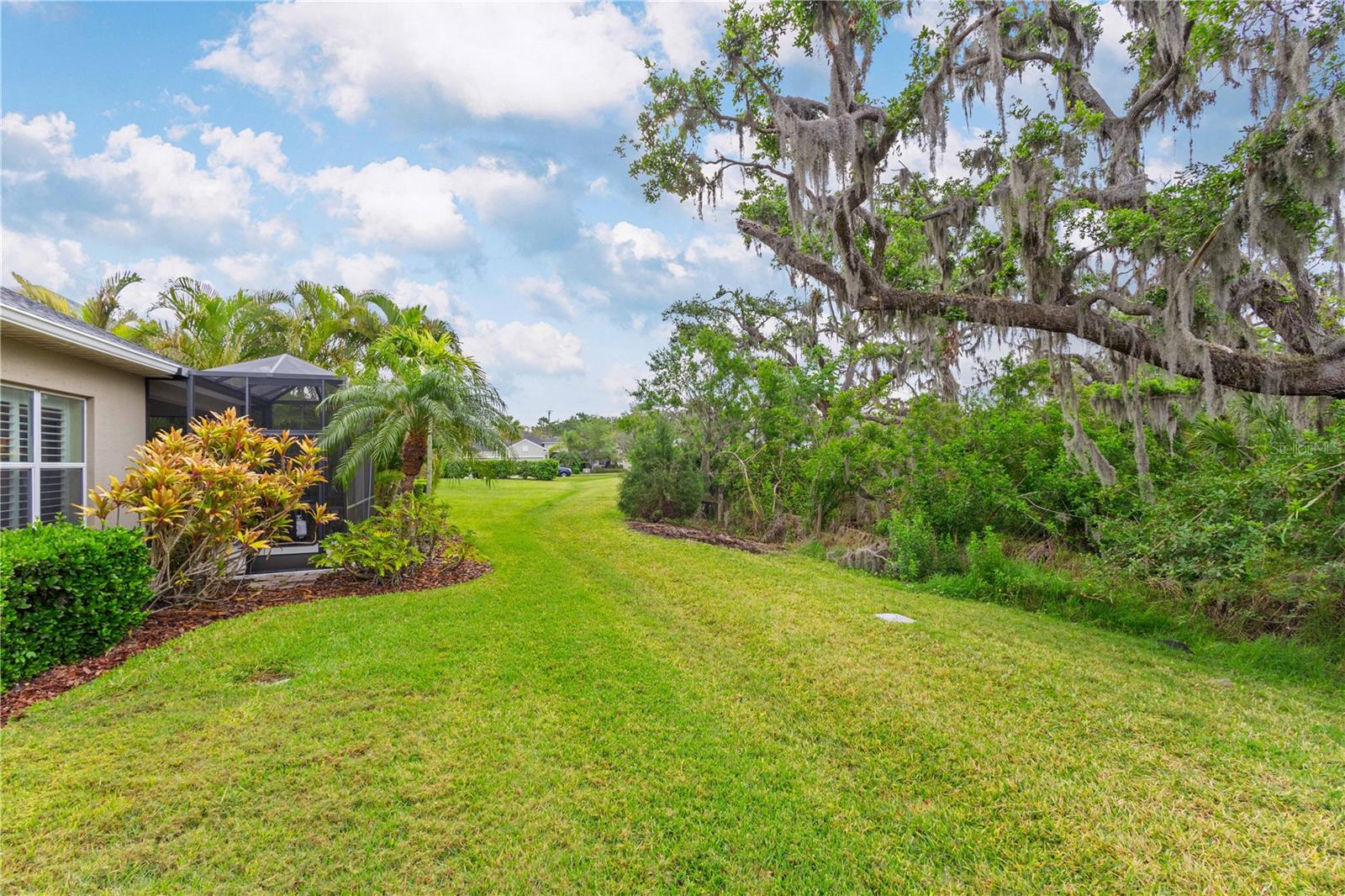 Image 22 of 47 For 4021 Wildgrass Place