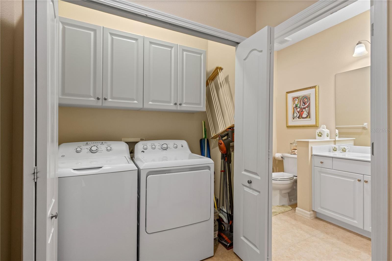 Image 9 of 47 For 4021 Wildgrass Place