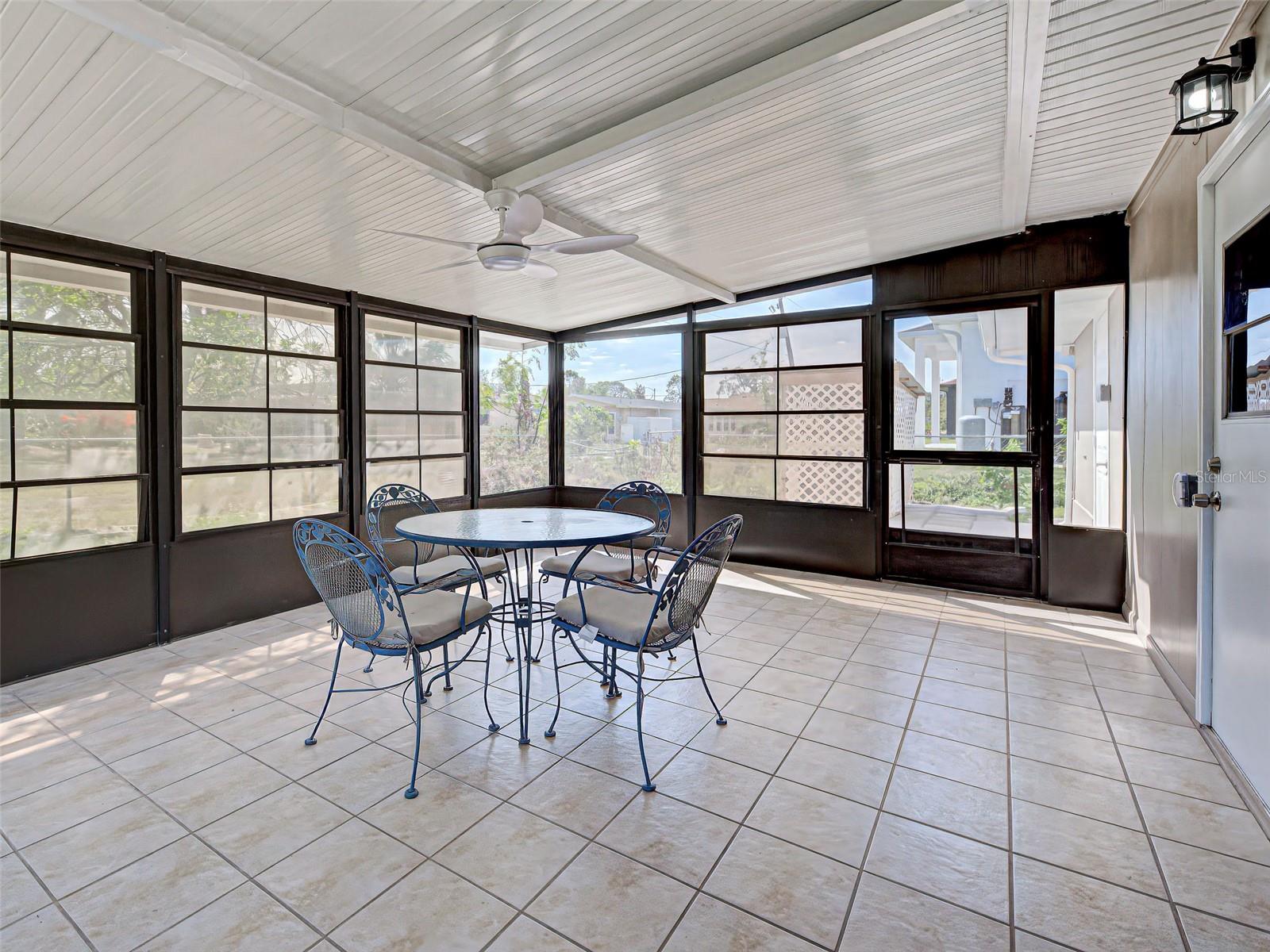 Image 32 of 68 For 441 Venetia Avenue