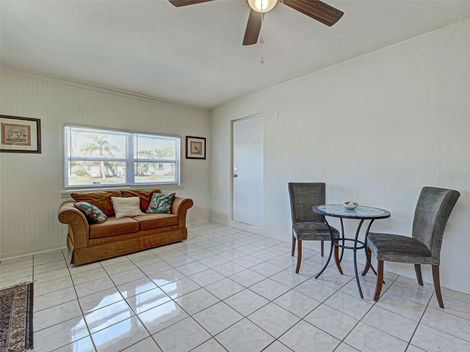 Image 37 of 68 For 441 Venetia Avenue