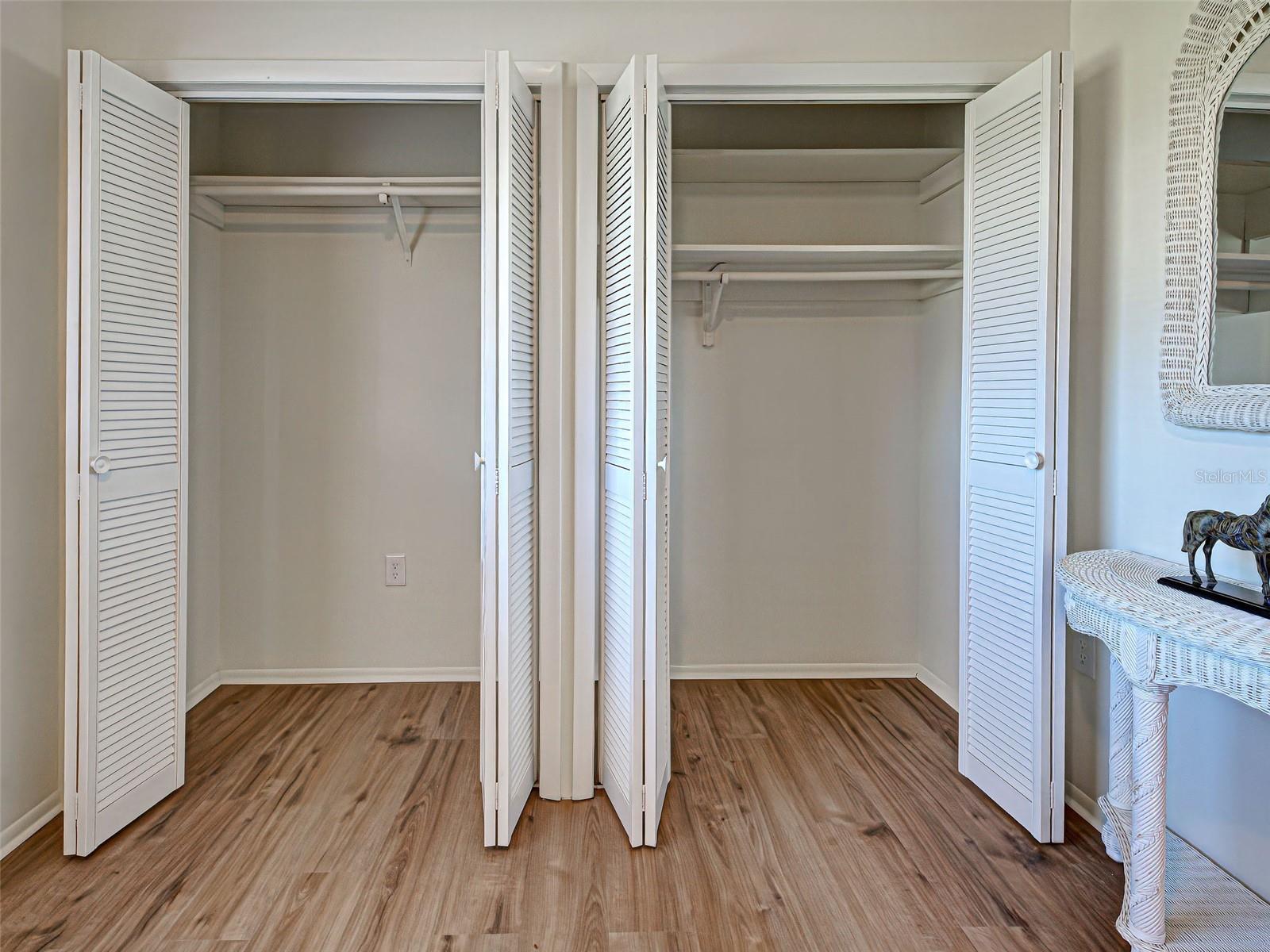 Image 48 of 68 For 441 Venetia Avenue