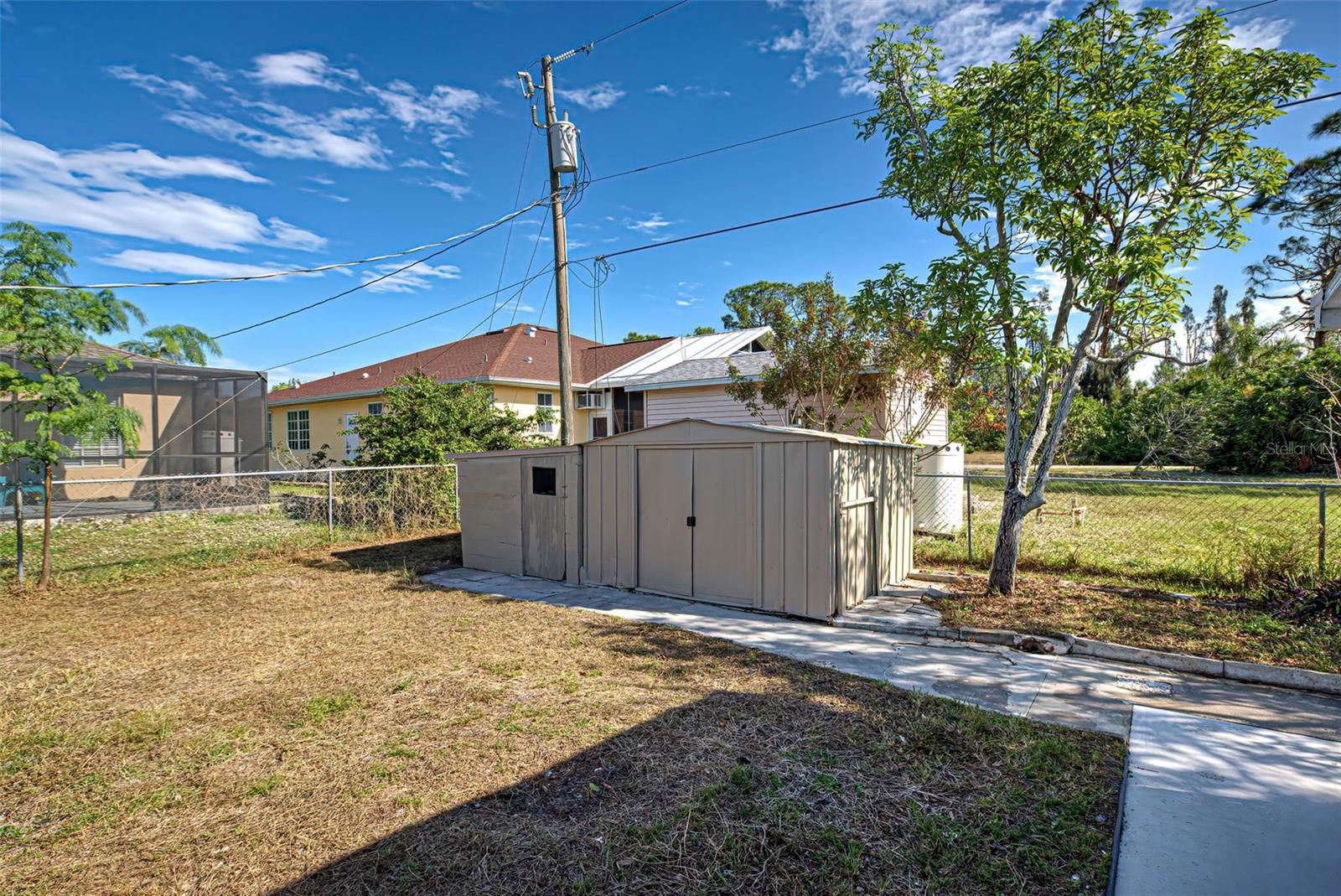 Image 56 of 68 For 441 Venetia Avenue