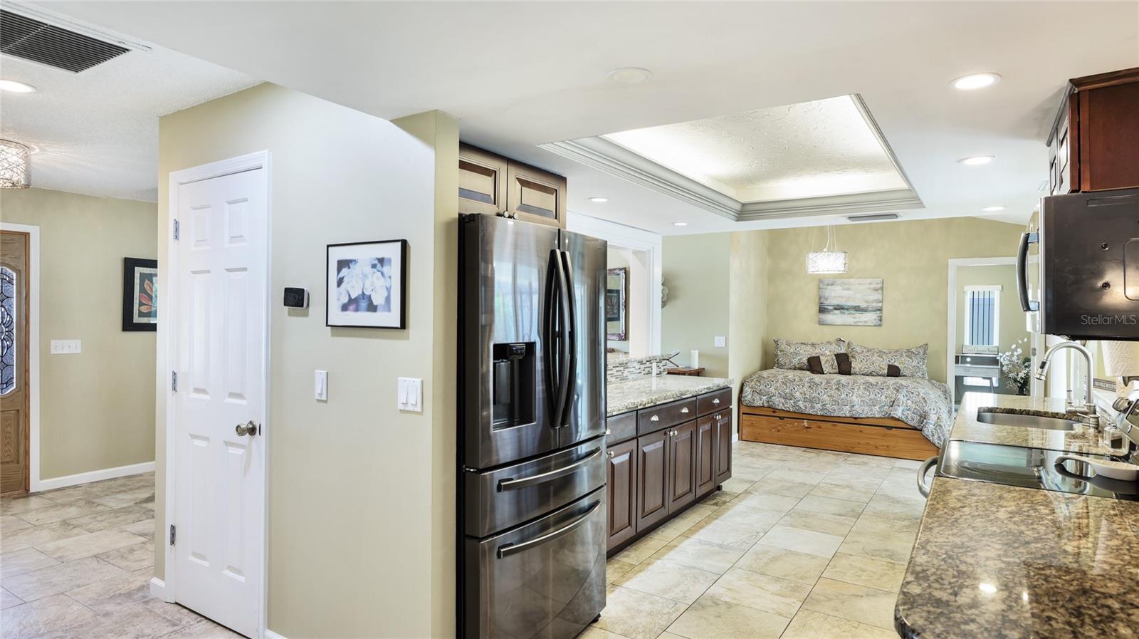 Image 11 of 39 For 914 82nd Street Nw