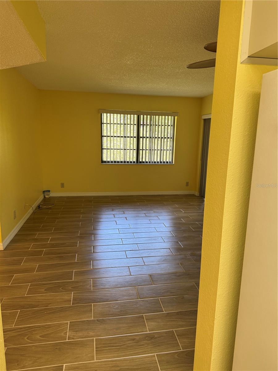 Image 20 of 26 For 19505 Quesada Avenue B203