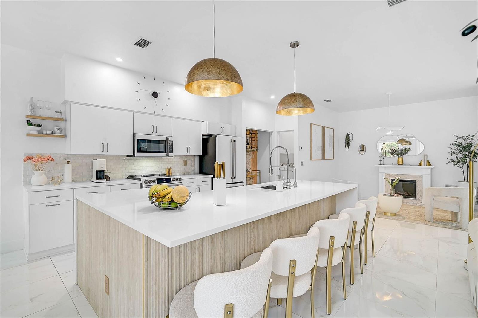 Image 10 of 36 For 4146 Westbourne Circle