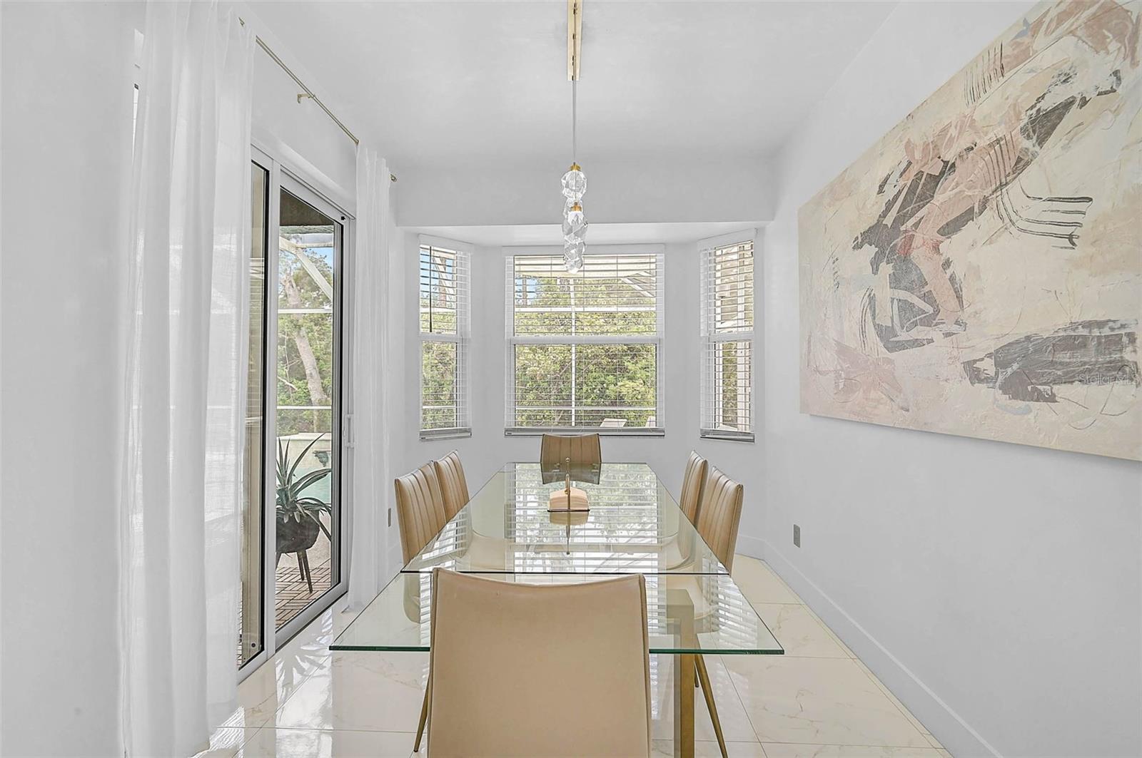 Image 11 of 36 For 4146 Westbourne Circle