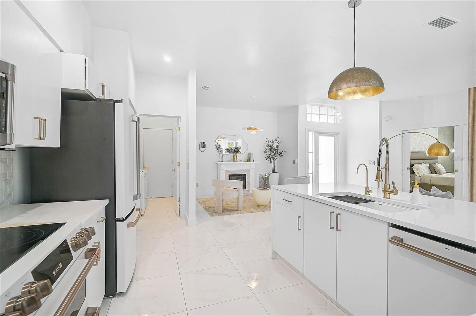Image 8 of 36 For 4146 Westbourne Circle