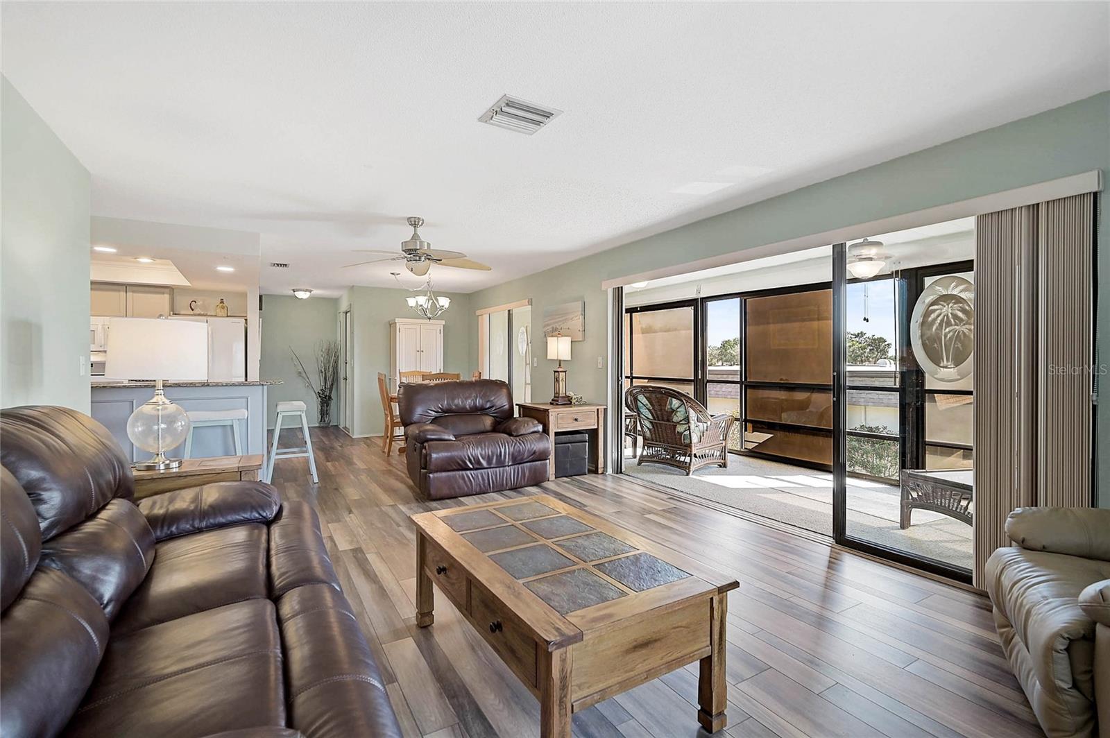 Image 15 of 36 For 1697 Northampton Street 1699-d