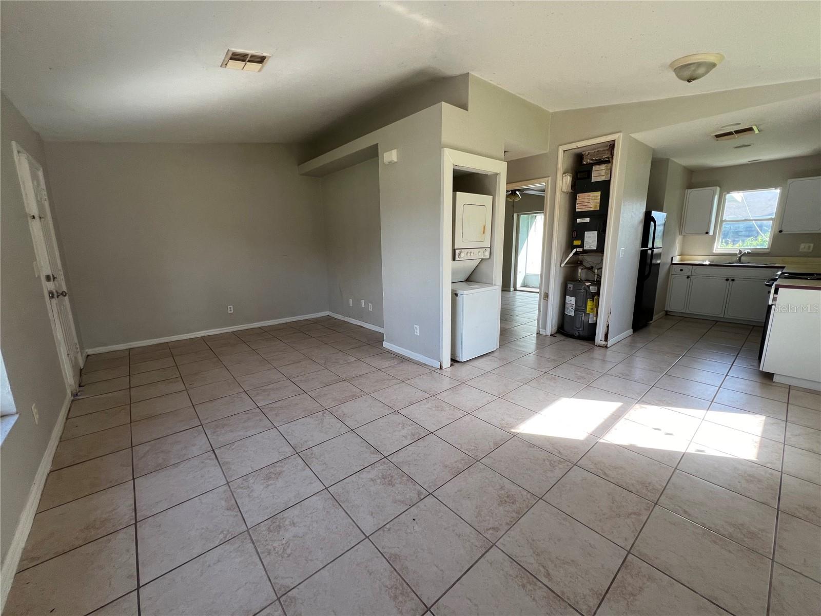 Image 11 of 15 For 4869-4871 Leonard Boulevard S