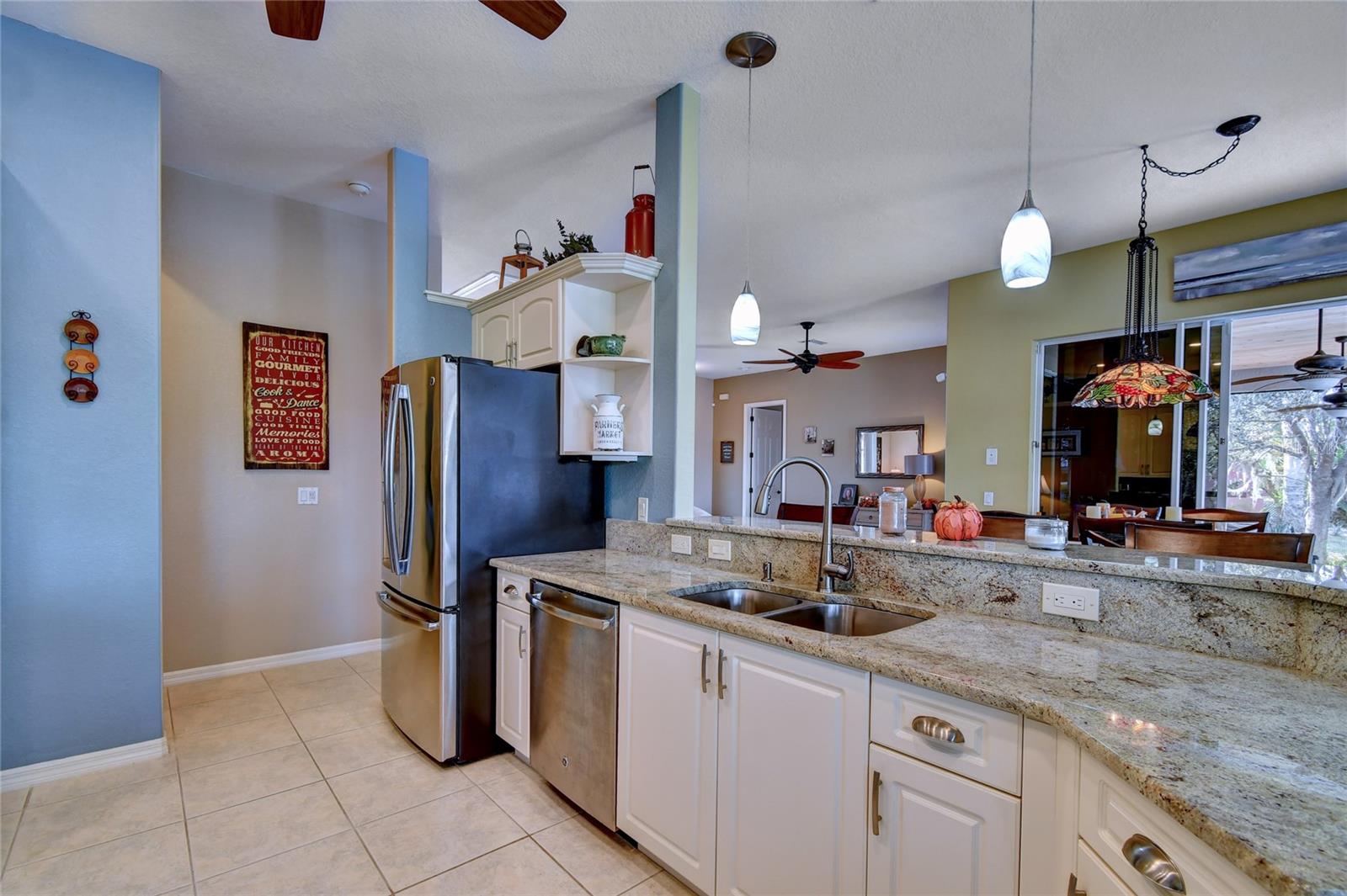 Image 14 of 44 For 24342 Saragossa Lane